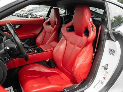 Used 2016 Jaguar F-TYPE S RWD image 8