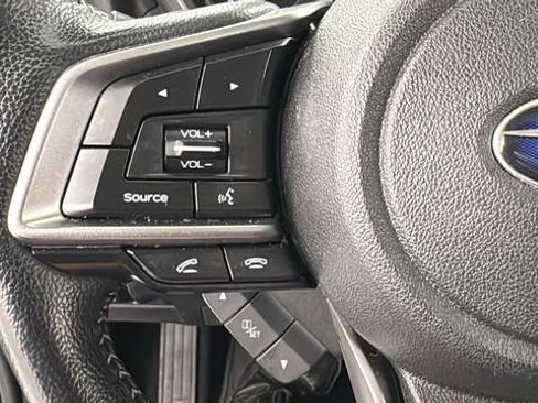 Used 2021 Subaru Ascent Limited w/ Technology Package image 27