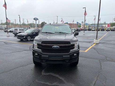 Used 2018 Ford F150 Lariat w/ Equipment Group 502A Luxury AWD/4WD image 2