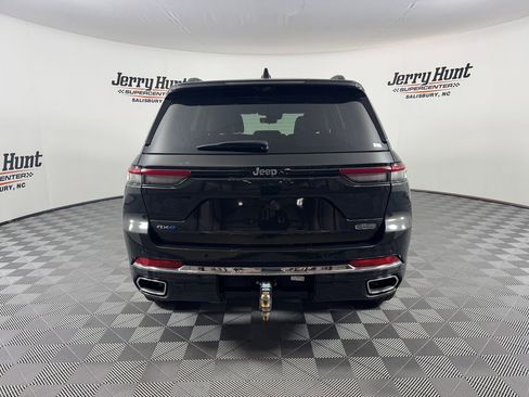 Used 2024 Jeep Grand Cherokee Overland w/ Luxury Tech Group IV image 9