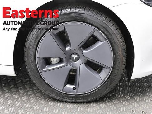 Used 2023 Tesla Model 3 Standard Range image 26