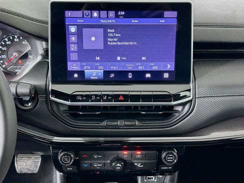 Used 2022 Jeep Compass Altitude image 22