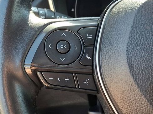 Certified 2024 Toyota Corolla Cross XLE FWD image 23
