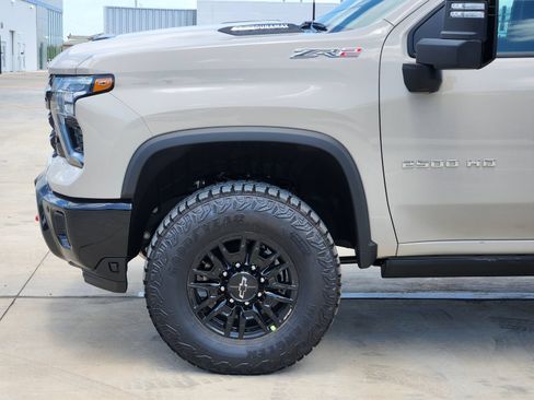 New 2026 Chevrolet Silverado 2500 ZR2 AWD/4WD image 10
