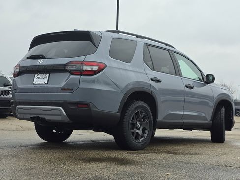 New 2025 Honda Pilot TrailSport image 15