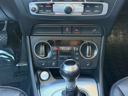 Used 2016 Audi Q3 2.0T Prestige w/ Prestige Package AWD/4WD image 27