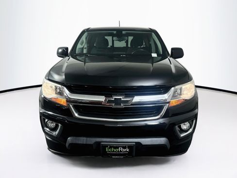 Used 2018 Chevrolet Colorado LT w/ LT Convenience Package RWD image 2