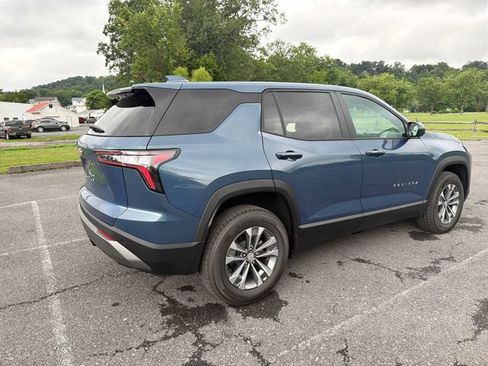 New 2026 Chevrolet Equinox LT w/ Convenience Package II AWD/4WD image 5