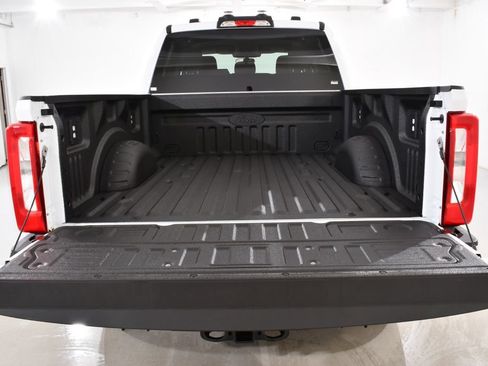 New 2026 Ford F350 XLT w/ FX4 Off-Road Package AWD/4WD image 24