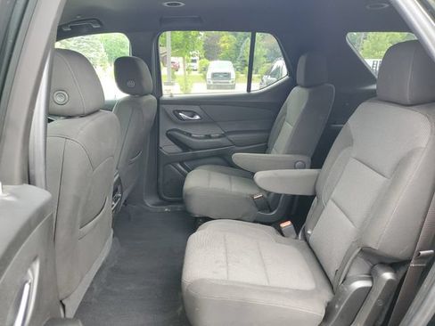 Used 2023 Chevrolet Traverse LT AWD/4WD image 31