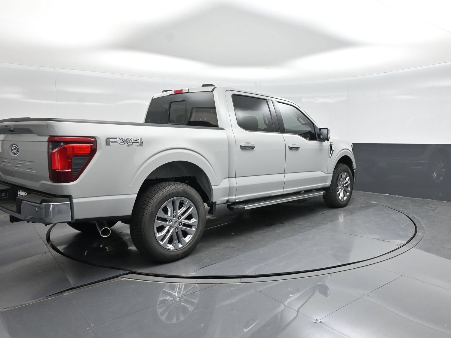 Used 2026 Ford F150 XLT w/ Equipment Group 302A MID AWD/4WD image 8