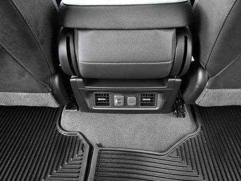 Used 2021 GMC Sierra 1500 SLT RWD image 29