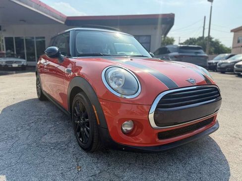 Used 2019 MINI Cooper 2-Door Hardtop FWD image 7