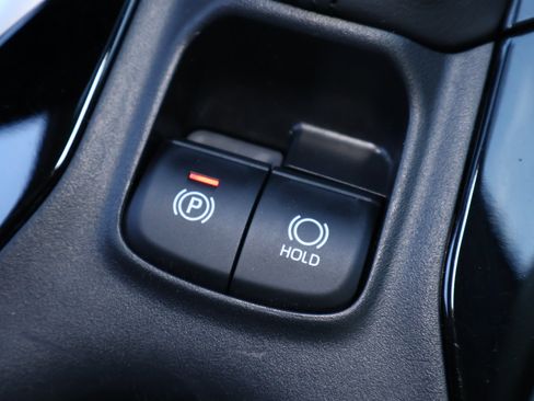 Used 2021 Toyota Corolla L FWD image 15
