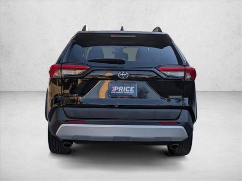 Used 2019 Toyota RAV4 Adventure image 7