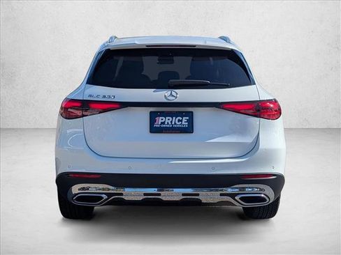 Certified 2025 Mercedes-Benz GLC 300 image 7