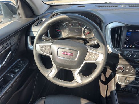 Used 2024 GMC Terrain SLT w/ Elevation Edition AWD/4WD image 14