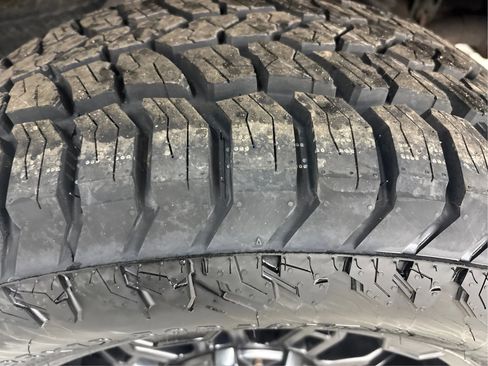 Used 2017 GMC Sierra 1500 SLE w/ SLE Value Package image 31