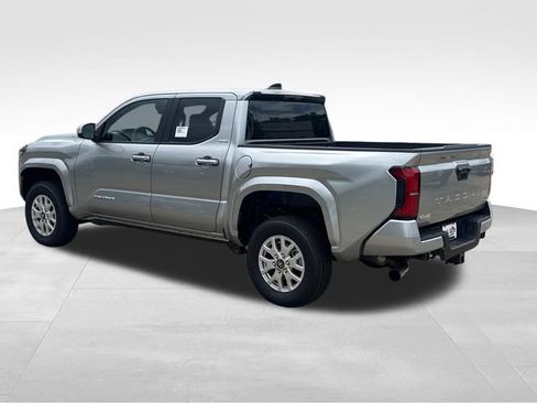 New 2026 Toyota Tacoma SR5 AWD/4WD image 6