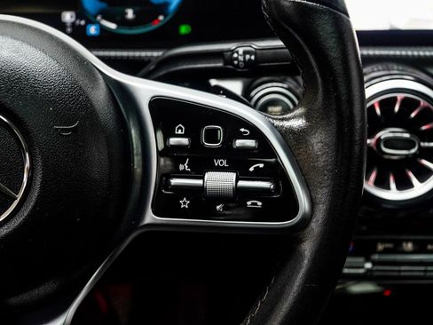 Used 2022 Mercedes-Benz A 220 image 31