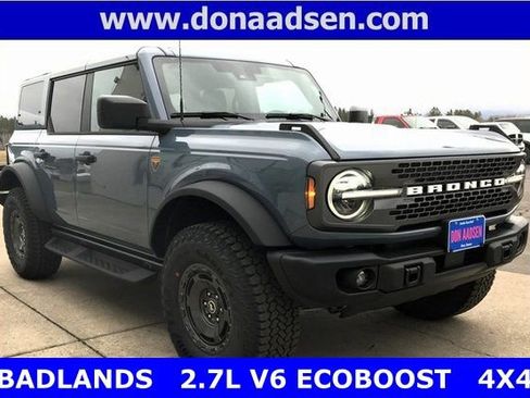 New 2025 Ford Bronco Badlands w/ Sasquatch Package image 1