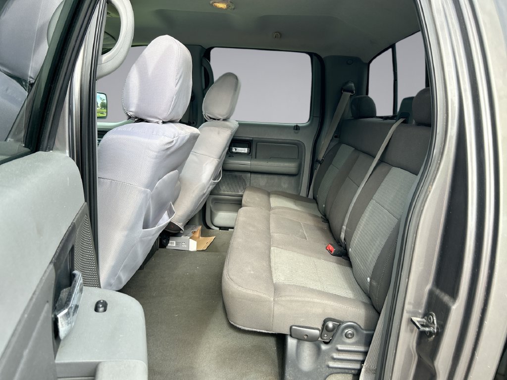 Used 2005 Ford F150 Lariat RWD image 25