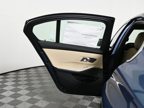 New 2026 BMW 330i xDrive Sedan w/ Premium Package image 31