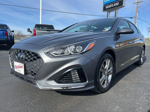 Used 2019 Hyundai Sonata SEL w/ Winter Weather Package image 1