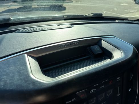 Used 2021 RAM 1500 Big Horn image 28