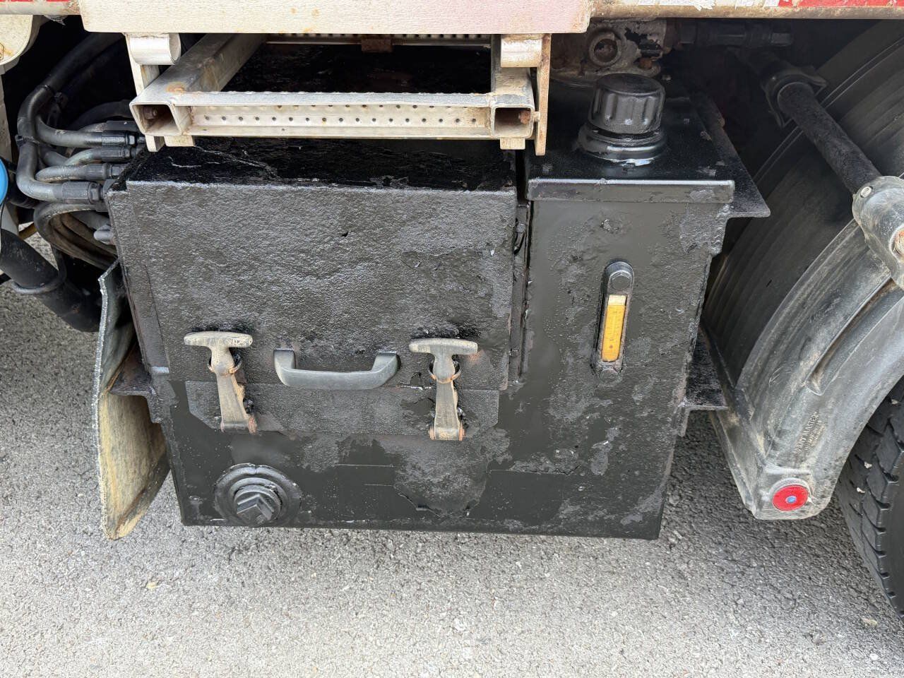 Used 2011 RAM 5500 4x4 Regular Cab w/ PWR Accessory Group image 15