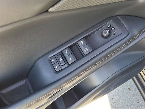 New 2026 Jeep Cherokee Limited image 15