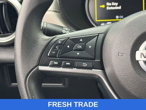 Used 2021 Nissan Versa SV image 22