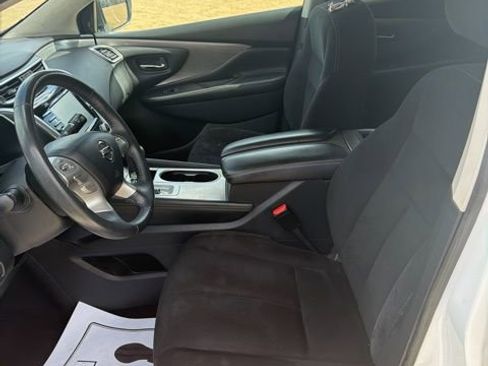 Used 2018 Nissan Murano SV FWD image 7