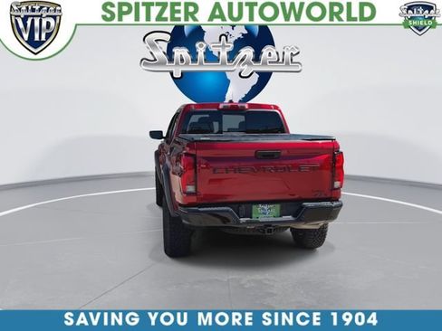 Used 2025 Chevrolet Colorado ZR2 w/ Technology Package AWD/4WD image 8