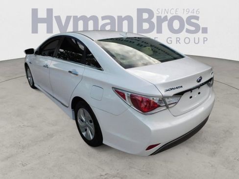 Used 2015 Hyundai Sonata Hybrid image 7