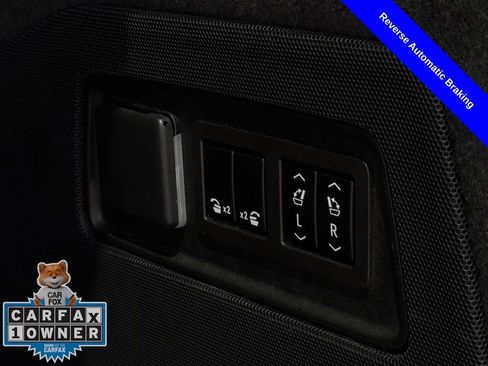 Used 2023 Cadillac Escalade Sport AWD/4WD image 29