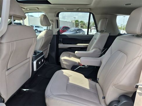 Used 2024 Ford Expedition Max Limited w/ Excursion Package image 22