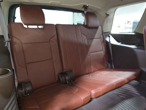 Used 2020 Chevrolet Tahoe Premier AWD/4WD image 12