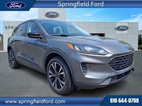 Certified 2022 Ford Escape SE w/ SE Sport Appearance Package image 1