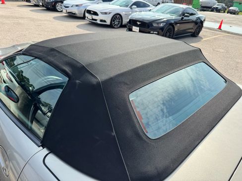 Used 2000 Chevrolet Corvette Convertible w/ Memory Pkg image 42