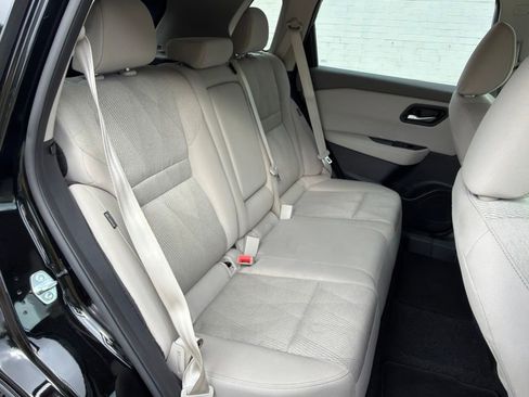 Used 2025 Nissan Rogue SV AWD/4WD image 11