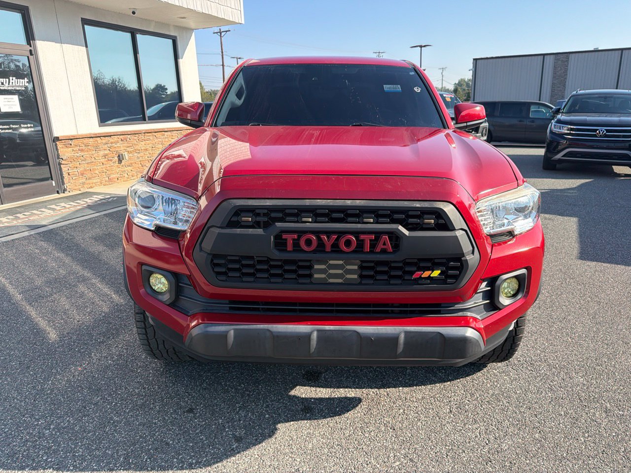 Used 2021 Toyota Tacoma SR5 RWD image 10