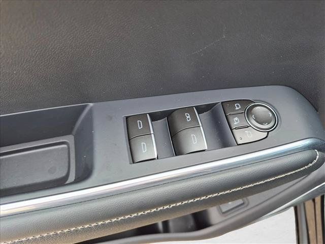 Used 2026 GMC Acadia Denali w/ Super Cruise Package FWD image 12