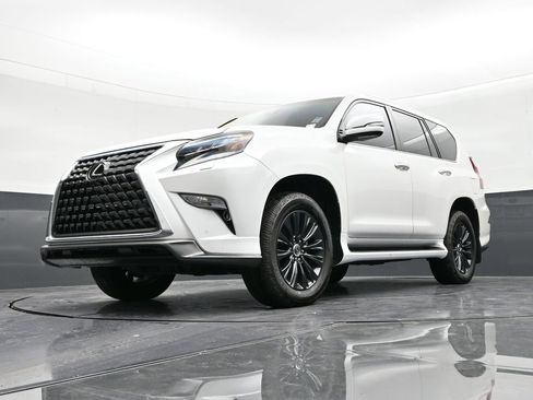 Used 2022 Lexus GX 460 Luxury w/ Sport Design Package image 20