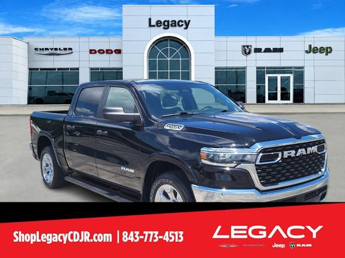 Used 2025 RAM 1500 Big Horn RWD image 1