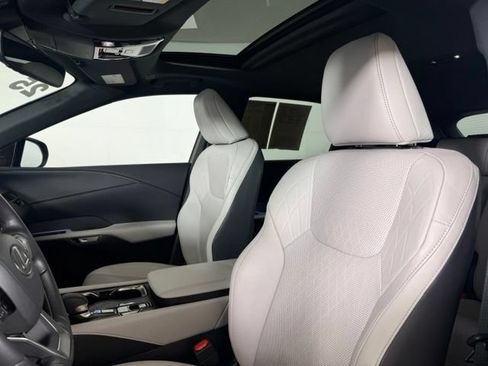 Used 2025 Lexus RX 350 Premium Plus w/ Accessory Package (Z1) FWD image 5