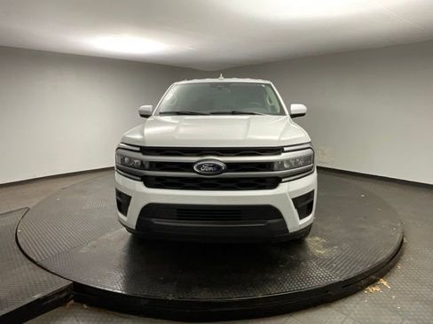 Used 2024 Ford Expedition XLT image 2