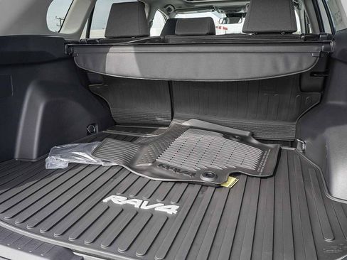 New 2025 Toyota RAV4 XLE image 29