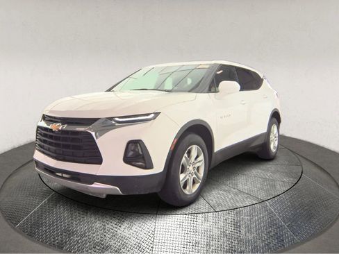 Used 2022 Chevrolet Blazer LT FWD image 3