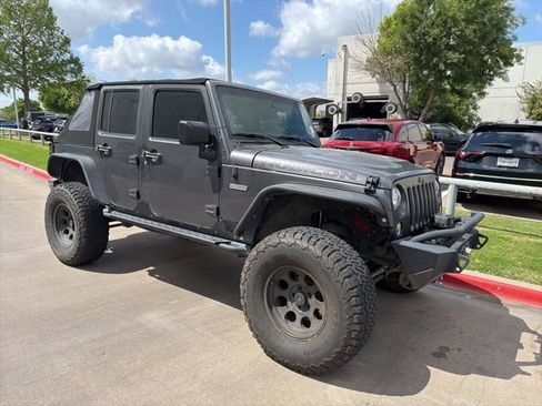 Used 2017 Jeep Wrangler Unlimited Rubicon image 6